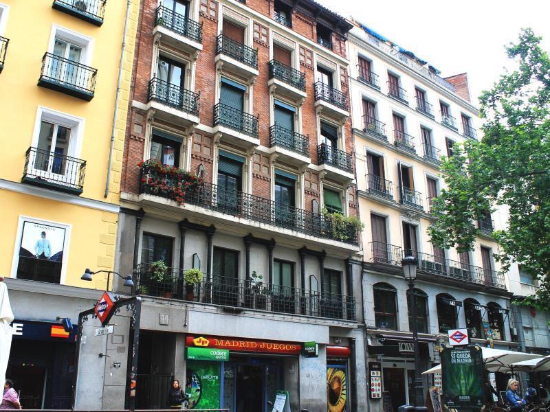 Gran Via Sol Apartamentos Madrid Buitenkant foto