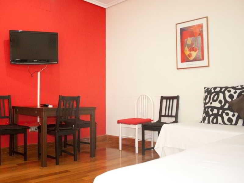 Gran Via Sol Apartamentos Madrid Buitenkant foto