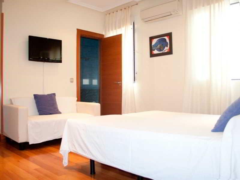 Gran Via Sol Apartamentos Madrid Buitenkant foto